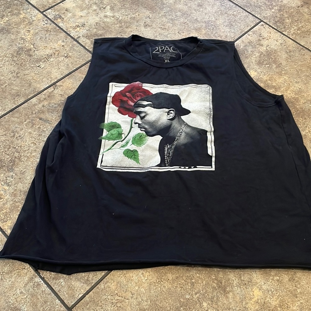 2 PAC woman’s shirt Xl
